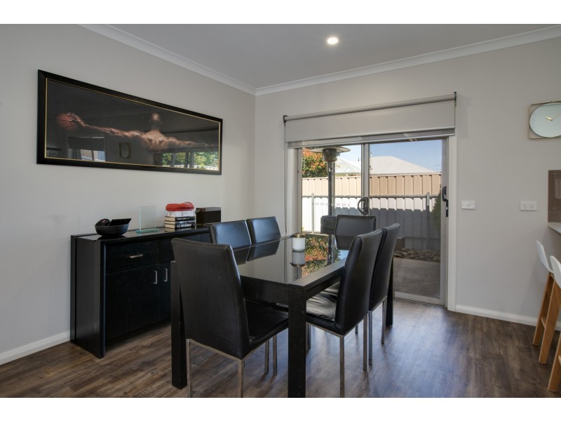 3/509 Kotthoff Street, Lavington NSW 2641