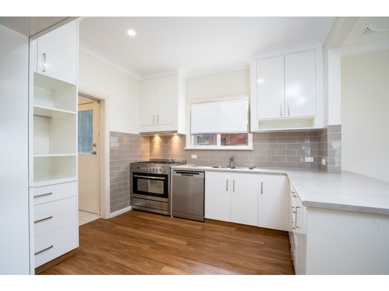 286 Union Road, Lavington NSW 2641