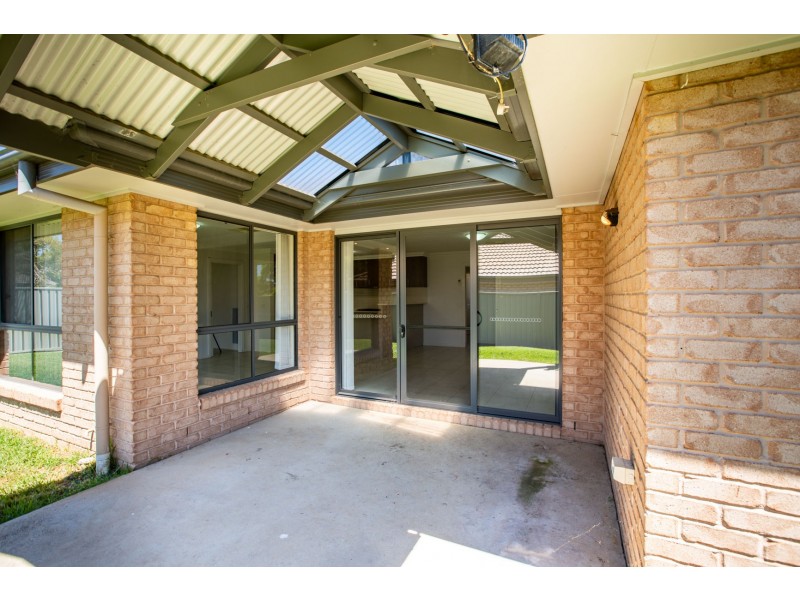 59 Egret Way, Thurgoona NSW 2640