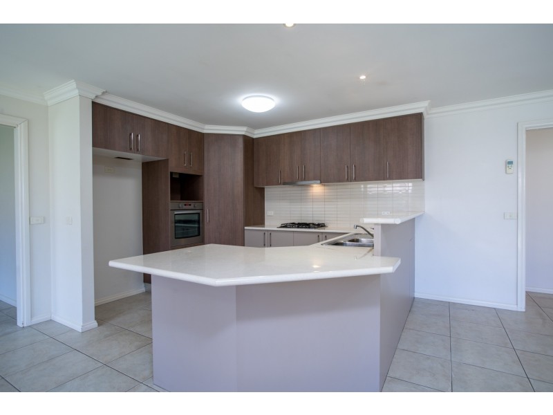 59 Egret Way, Thurgoona NSW 2640