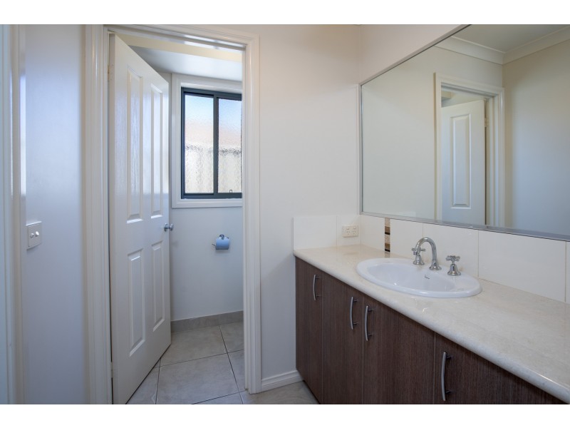 59 Egret Way, Thurgoona NSW 2640