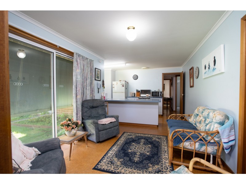 655 Centaur Road, Lavington NSW 2641