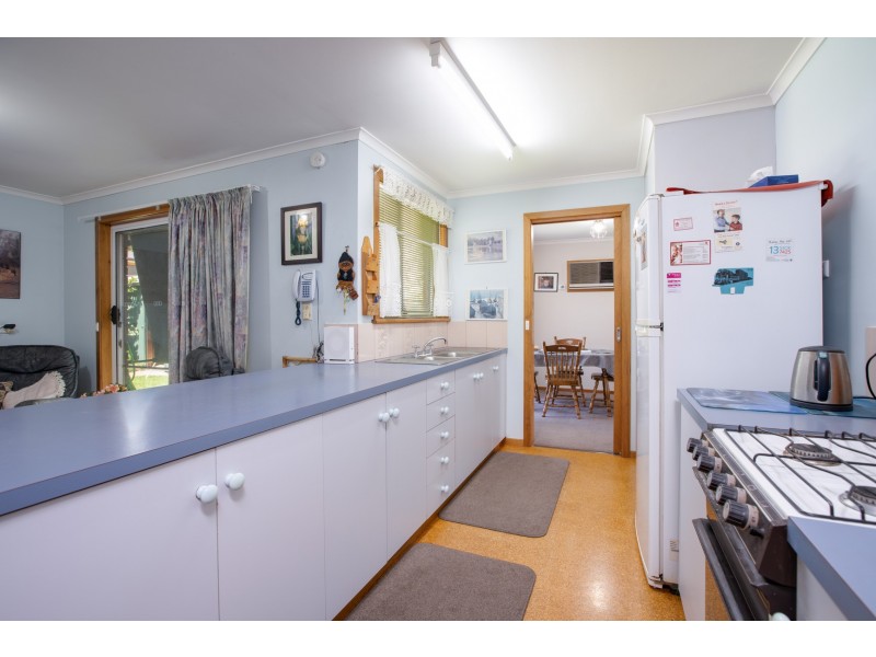 655 Centaur Road, Lavington NSW 2641