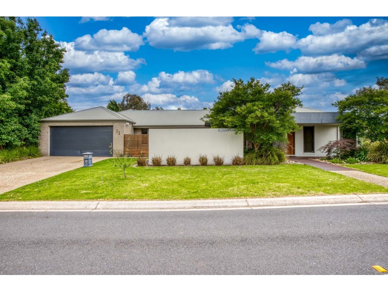 15 Champions Drive, Glenroy NSW 2640