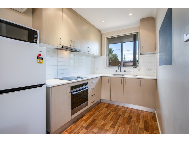 6/309-311 Moore Street, Lavington NSW 2641