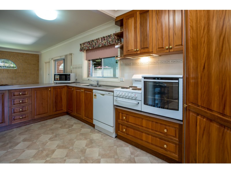 717 Allan Street, Glenroy NSW 2640