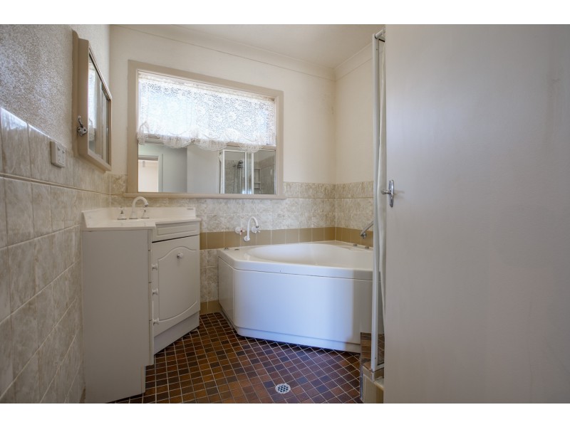 717 Allan Street, Glenroy NSW 2640