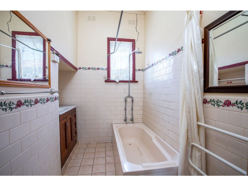 354 Fallon Street, North Albury NSW 2640