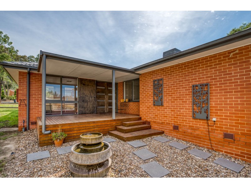 6 Conmurra Way, Springdale Heights NSW 2641