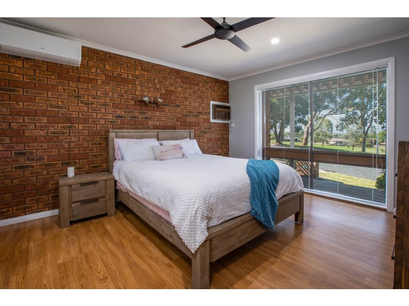 410 Colley Street, Lavington NSW 2641