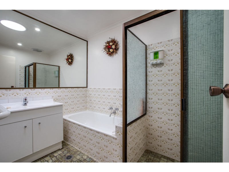 140 Baranbale Way, Springdale Heights NSW 2641