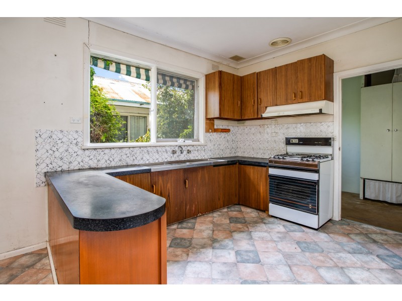 474 Ashford Street, Lavington NSW 2641