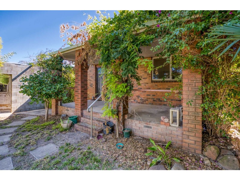 474 Ashford Street, Lavington NSW 2641
