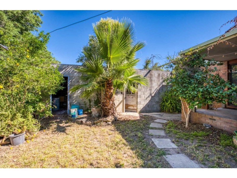 474 Ashford Street, Lavington NSW 2641