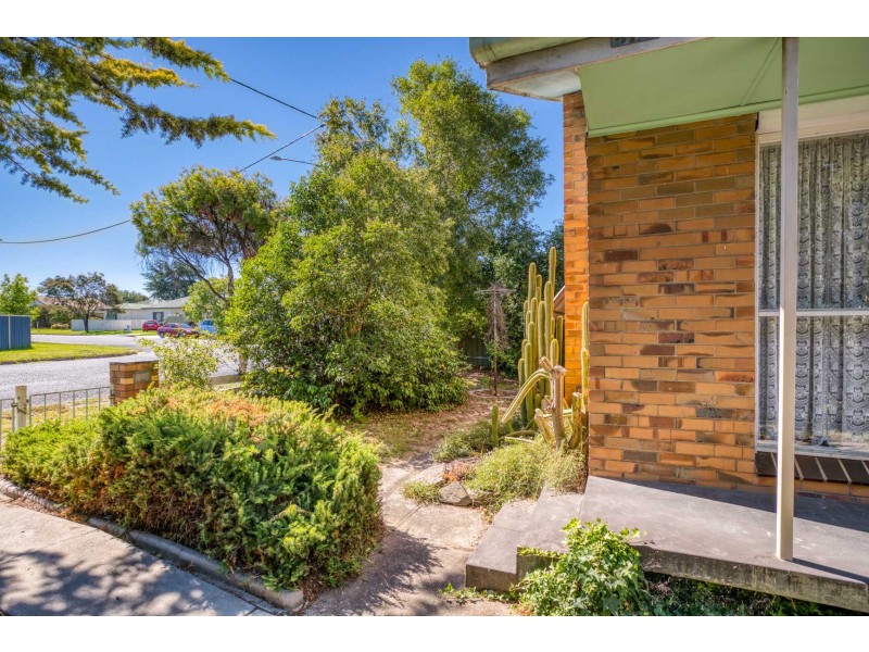 474 Ashford Street, Lavington NSW 2641