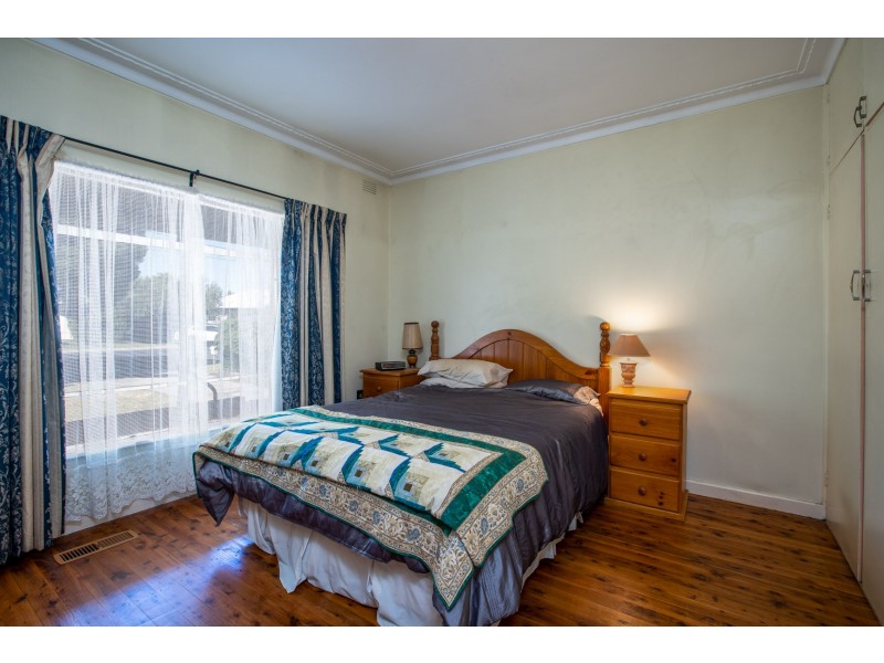 296 Kooba Street, North Albury NSW 2640