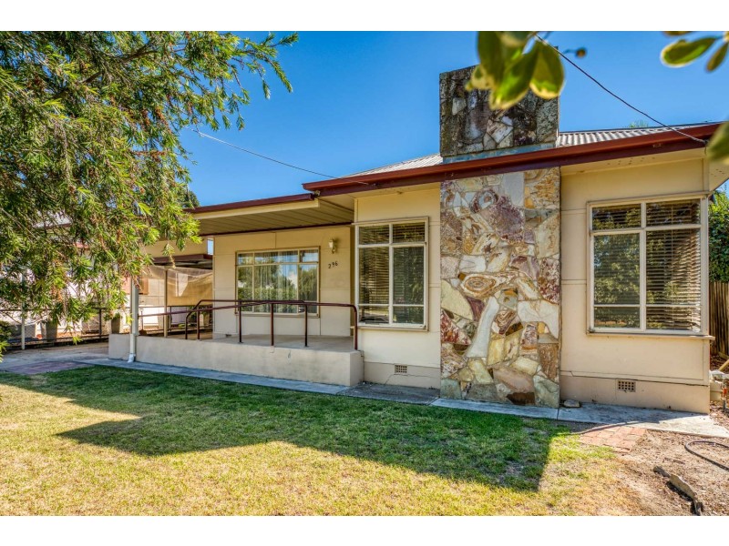 296 Kooba Street, North Albury NSW 2640