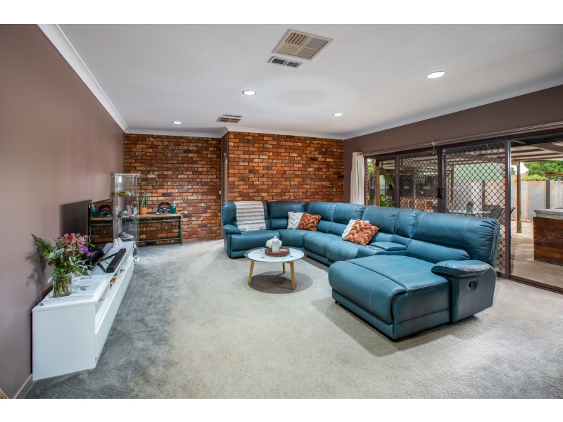 442 Reid Avenue, Lavington NSW 2641