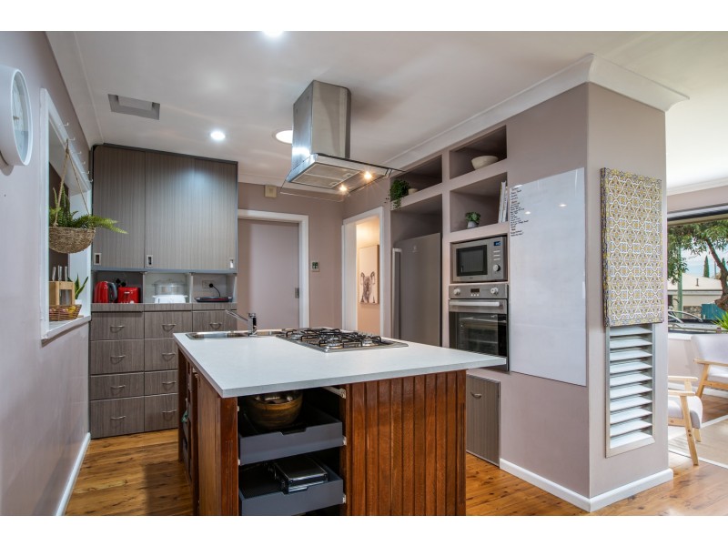 442 Reid Avenue, Lavington NSW 2641