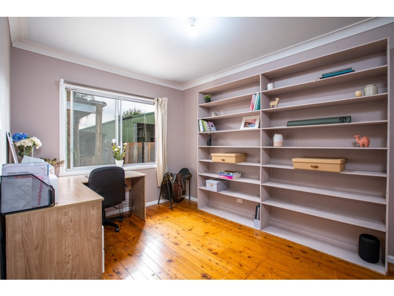 442 Reid Avenue, Lavington NSW 2641