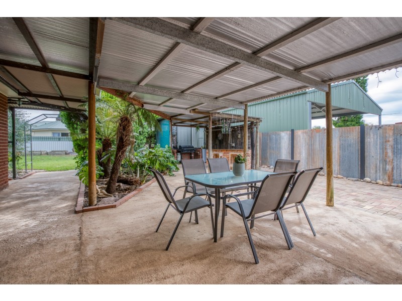 442 Reid Avenue, Lavington NSW 2641