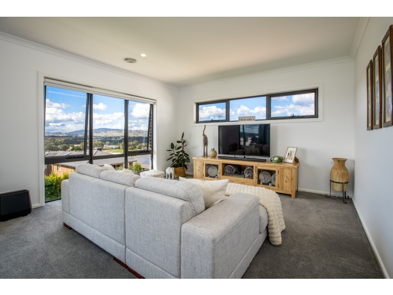 53 Smiggins Drive, Thurgoona NSW 2640