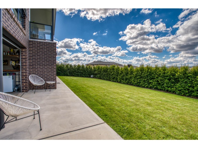 53 Smiggins Drive, Thurgoona NSW 2640