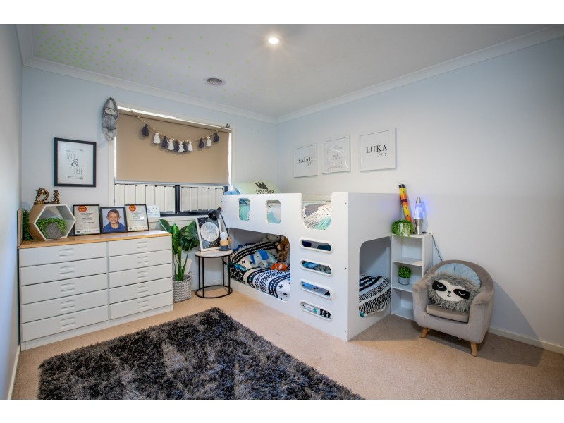 15 Zellar Court, Thurgoona NSW 2640