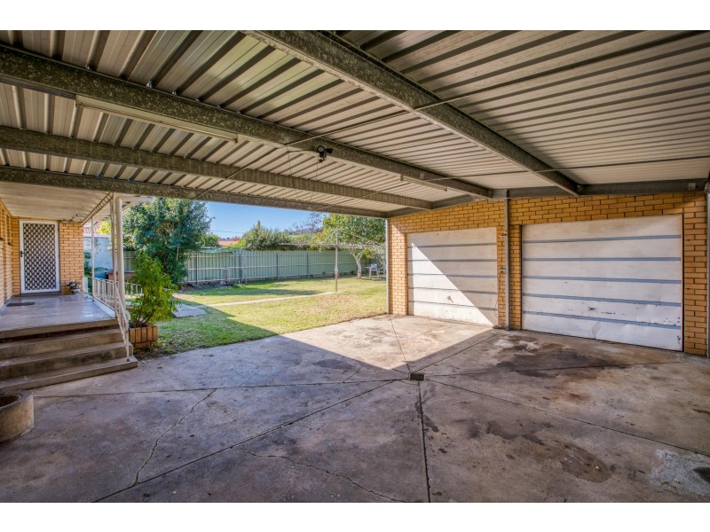 520 Prune St, Lavington NSW 2641