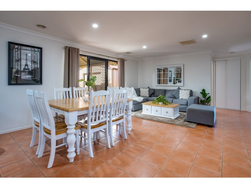 51 Darrambal Drive, Springdale Heights NSW 2641