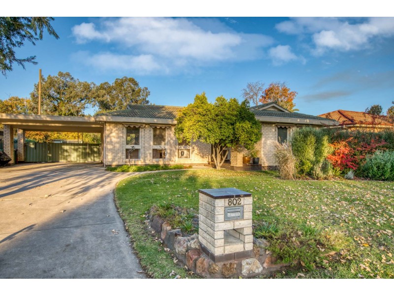 802 St James Crescent, North Albury NSW 2640