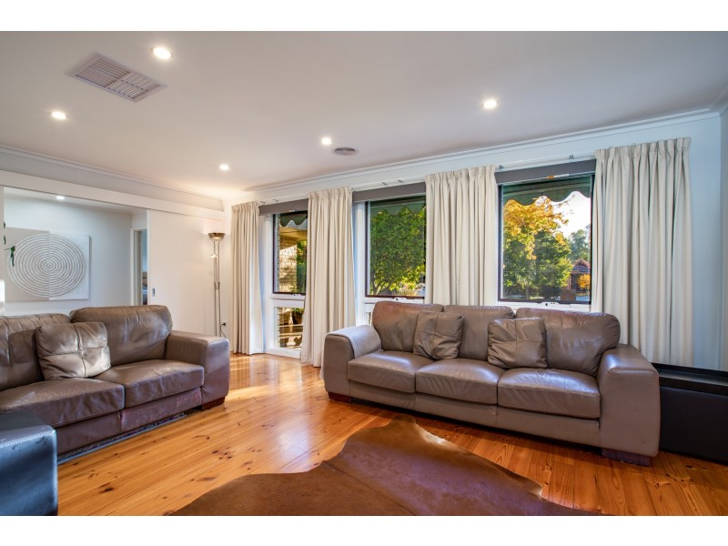 802 St James Crescent, North Albury NSW 2640