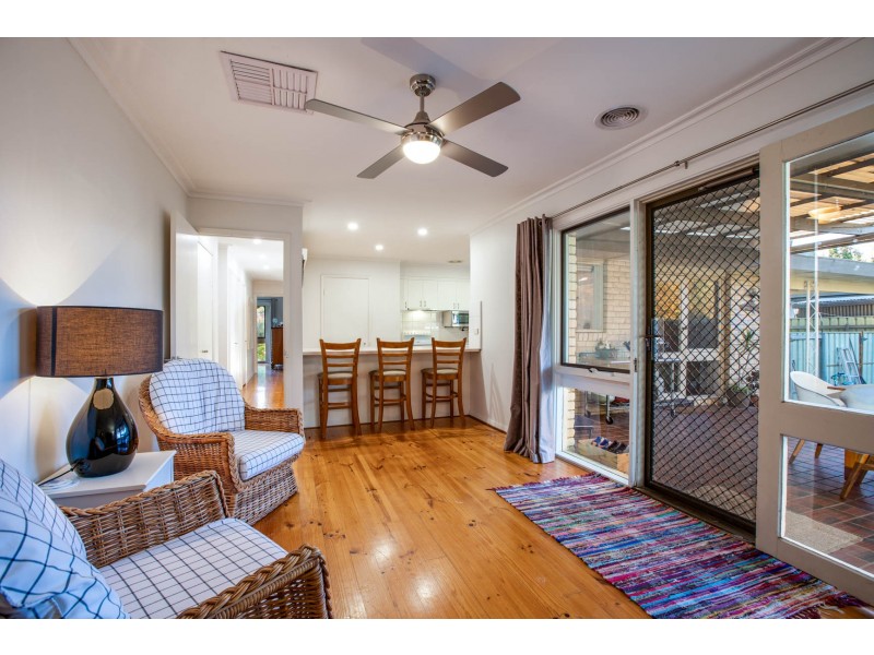 802 St James Crescent, North Albury NSW 2640