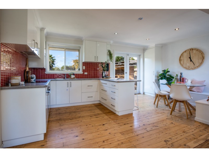 456 Jason Court, Lavington NSW 2641