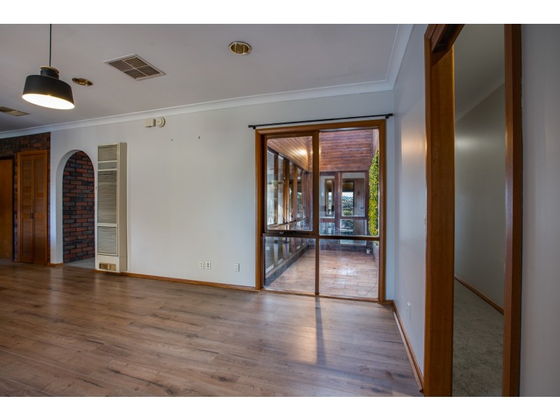 407 Halehaven Crescent, Lavington NSW 2641