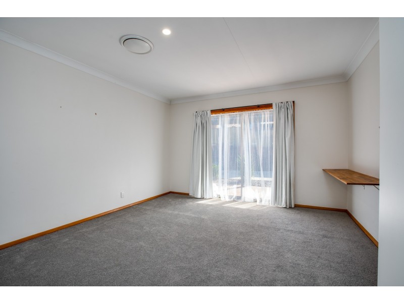 407 Halehaven Crescent, Lavington NSW 2641