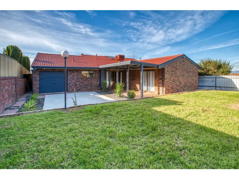 407 Halehaven Crescent, Lavington NSW 2641