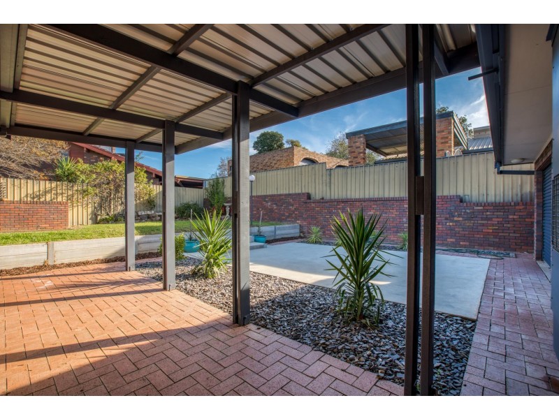 407 Halehaven Crescent, Lavington NSW 2641