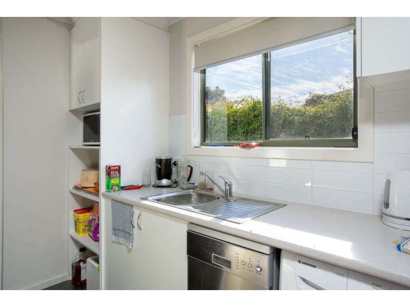 484 McDonald Road, Lavington NSW 2641