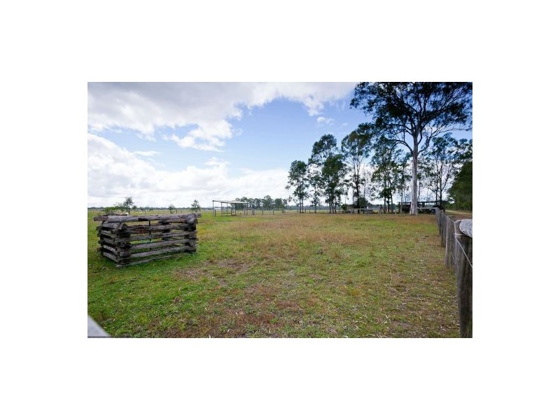 Pioneers Rest QLD 4650