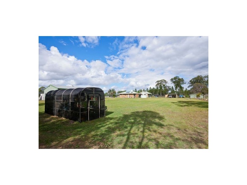 Pioneers Rest QLD 4650