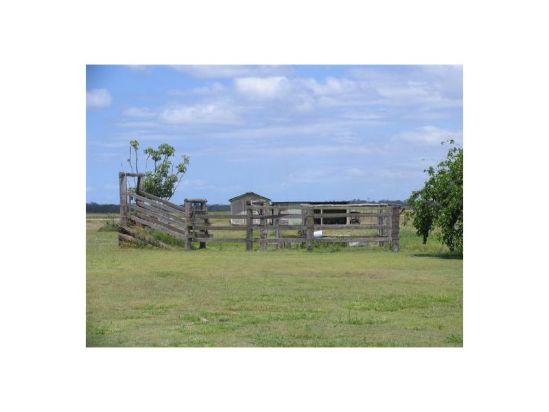 480 Beaver Rock Road, Beaver Rock QLD 4650