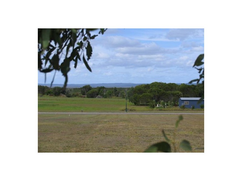 16 Bowarrady Ct, River Heads QLD 4655