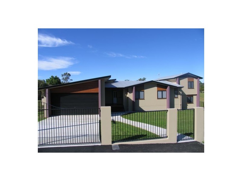 8 Price Street, Tiaro QLD 4650