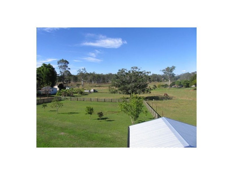 8 Price Street, Tiaro QLD 4650