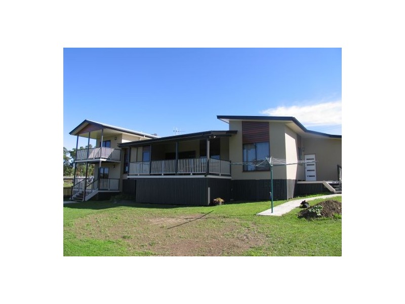 8 Price Street, Tiaro QLD 4650