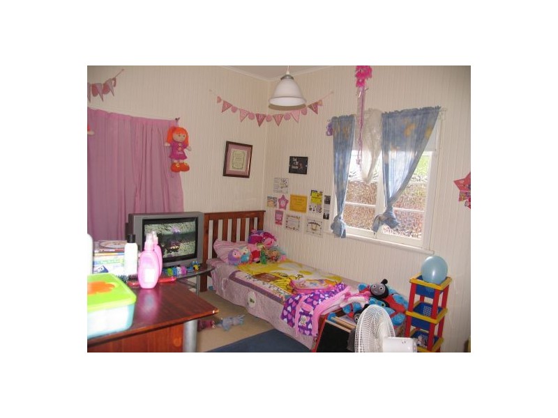 20 William Street, Maryborough QLD 4650