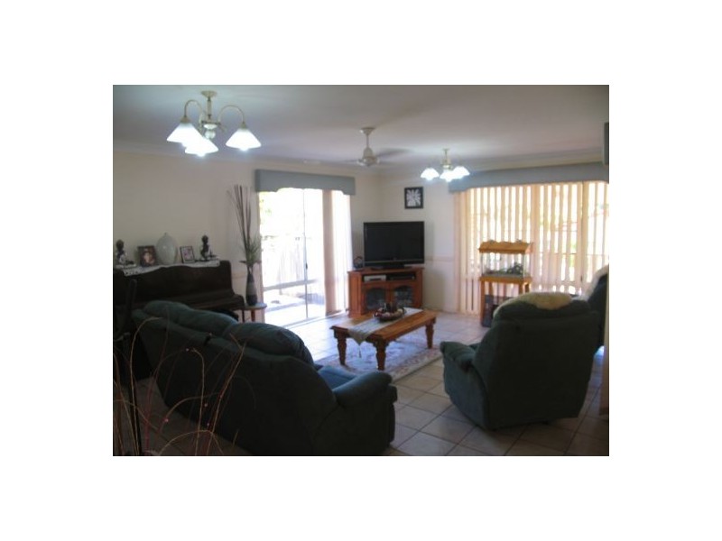 45 High St, Tinana QLD 4650