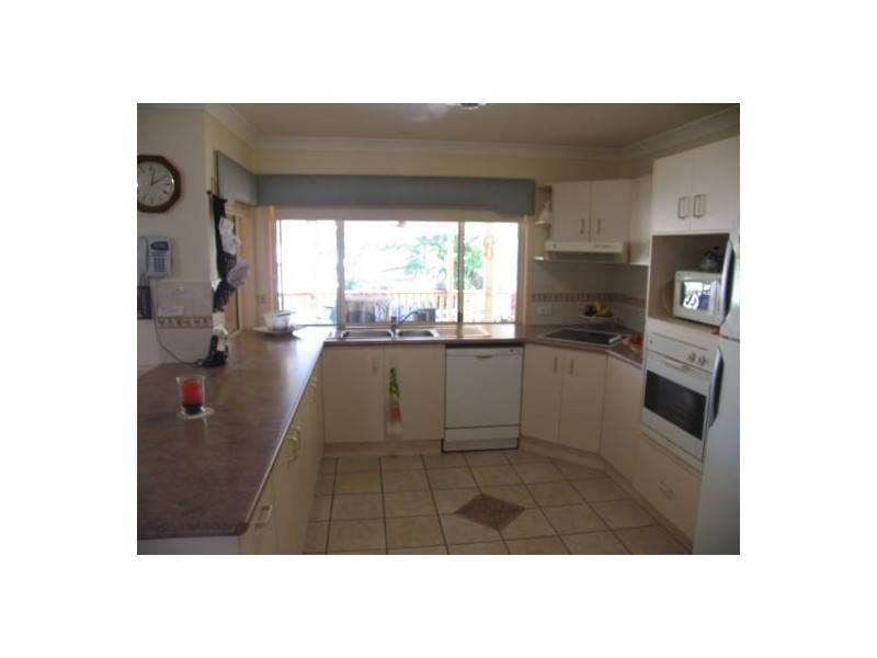 45 High St, Tinana QLD 4650