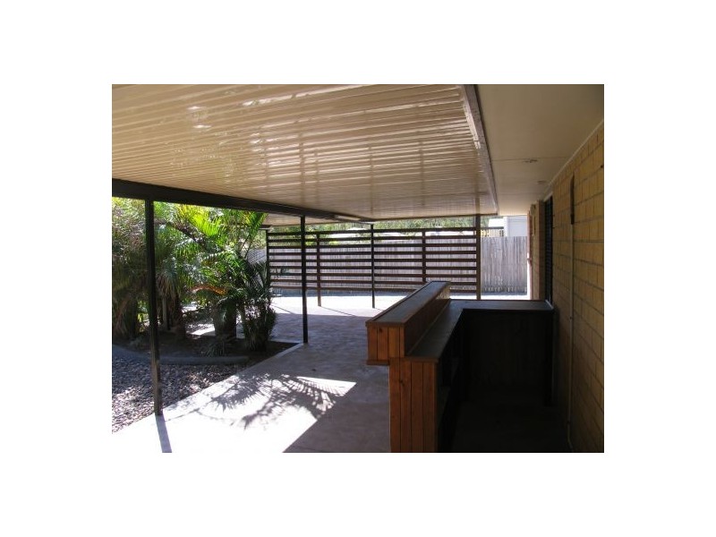 74 Lenthall, Aldershot QLD 4650